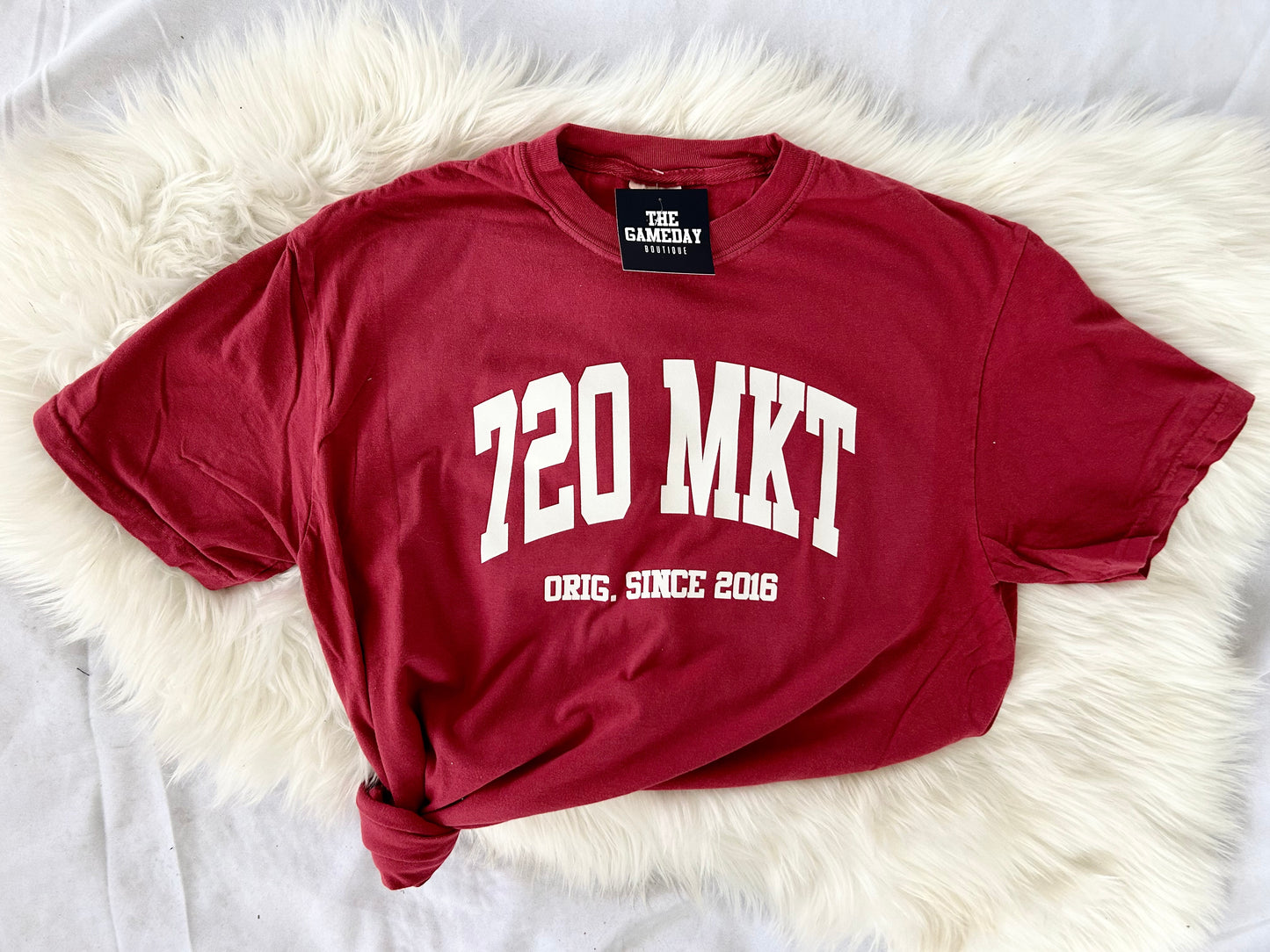 720 Market Short Sleeve T-shirt Red