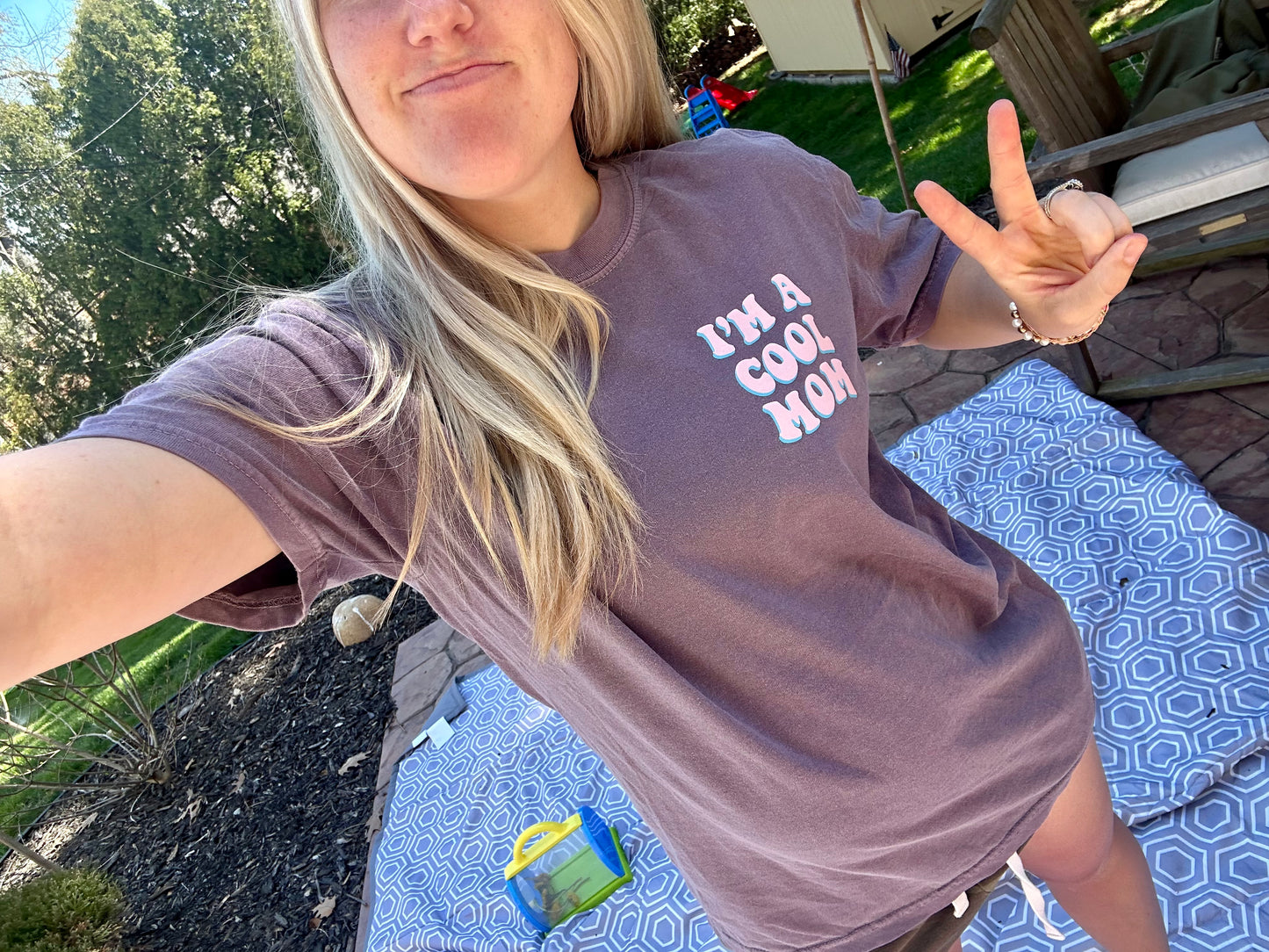 I'm a Cool Mom Vintage T-shirt