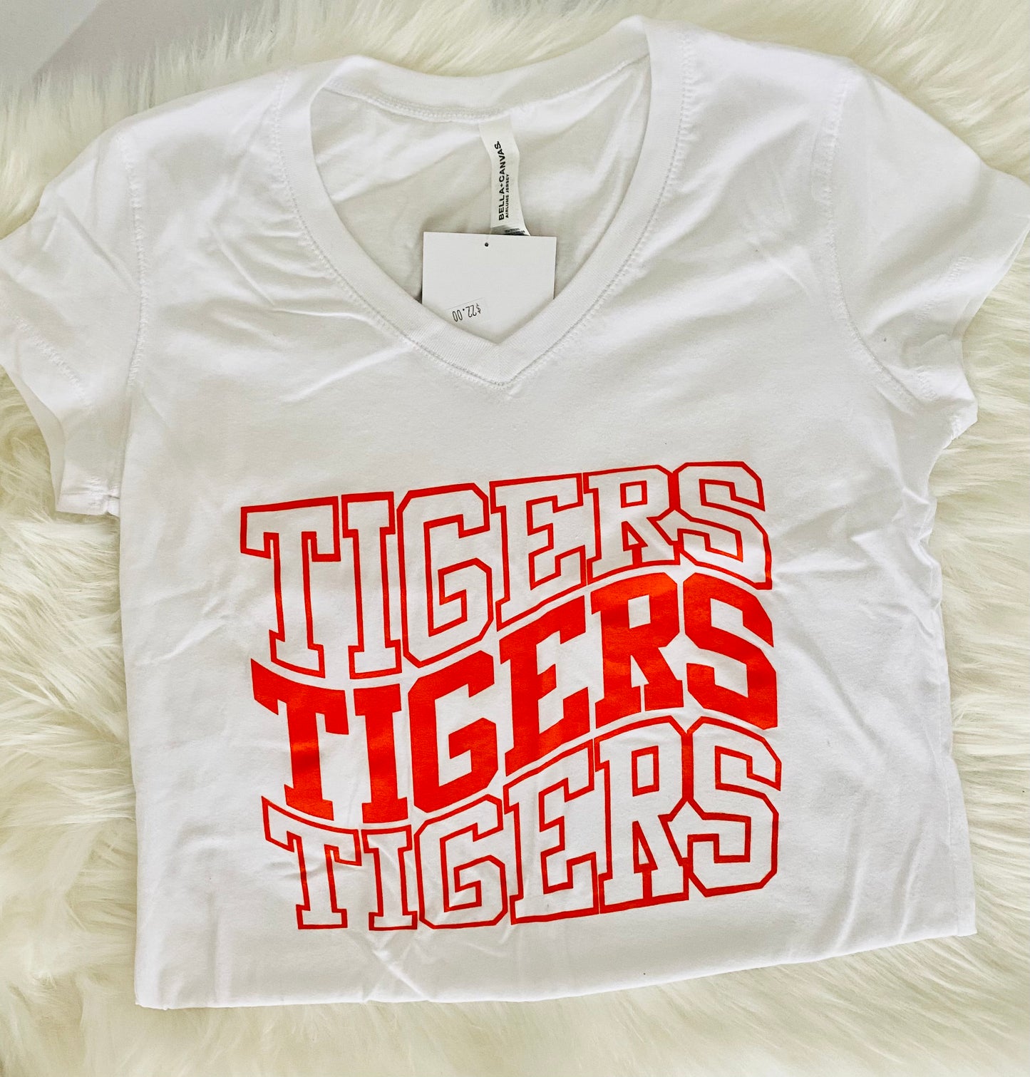 Tigers Wave Women's V-neck T-shirt